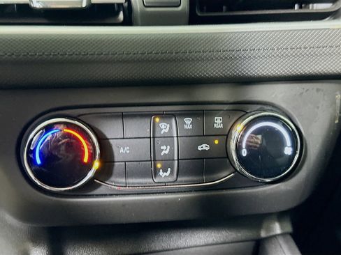 Used 2024 Chevrolet TrailBlazer LS w/ LS Convenience Package image 26