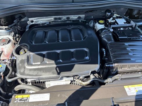 Used 2026 Volkswagen Tiguan SE AWD/4WD image 59