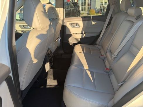 Used 2023 Nissan Rogue SL w/ SL Premium Package image 11