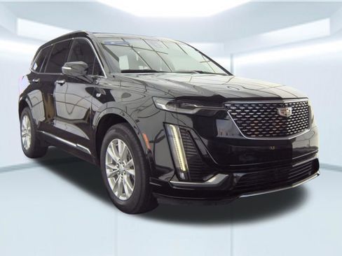 Used 2023 Cadillac XT6 Luxury image 5