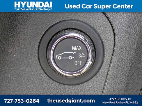 Used 2017 GMC Acadia Denali FWD image 34