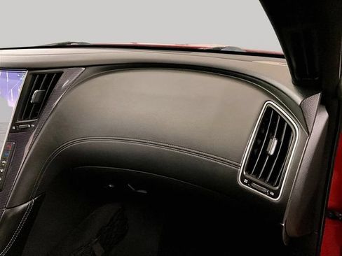 Used 2018 INFINITI Q60 Red Sport 400 w/ Sensory Package 3.0T Sport AWD/4WD image 15