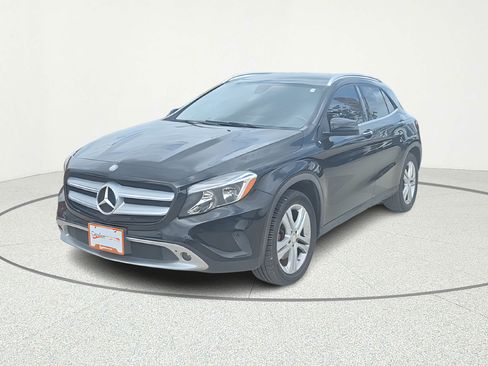 Used 2016 Mercedes-Benz GLA 250 4MATIC image 1