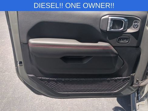 Used 2021 Jeep Wrangler Unlimited Rubicon AWD/4WD image 12