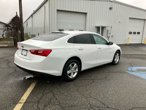 Used 2020 Chevrolet Malibu LS w/ LPO, Convenience Package 1 image 3