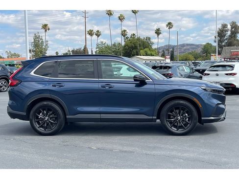 Certified 2025 Honda CR-V Sport image 7