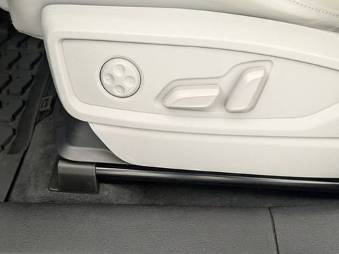 Used 2021 Audi Q5 2.0T Premium Plus w/ Premium Plus Package image 15