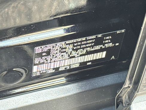 Used 2025 Toyota RAV4 XLE AWD/4WD image 44