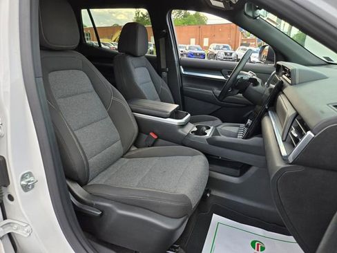 Used 2025 GMC Terrain Elevation AWD/4WD image 21