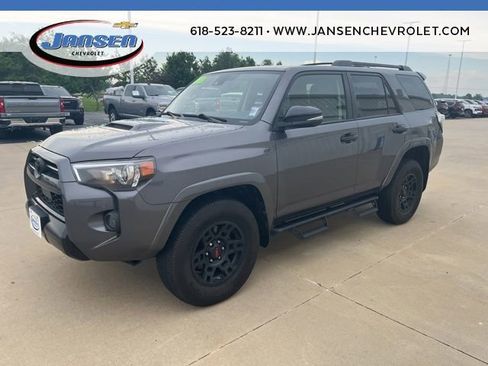 Used 2021 Toyota 4Runner Venture w/ Moonroof Package AWD/4WD image 3