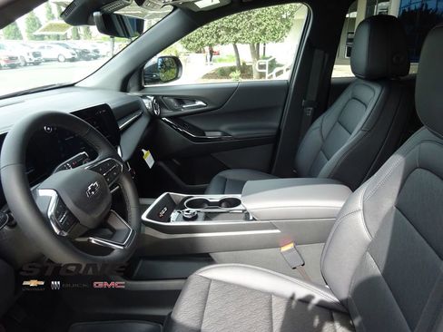 New 2026 Chevrolet Equinox LT w/ Convenience Package II image 13