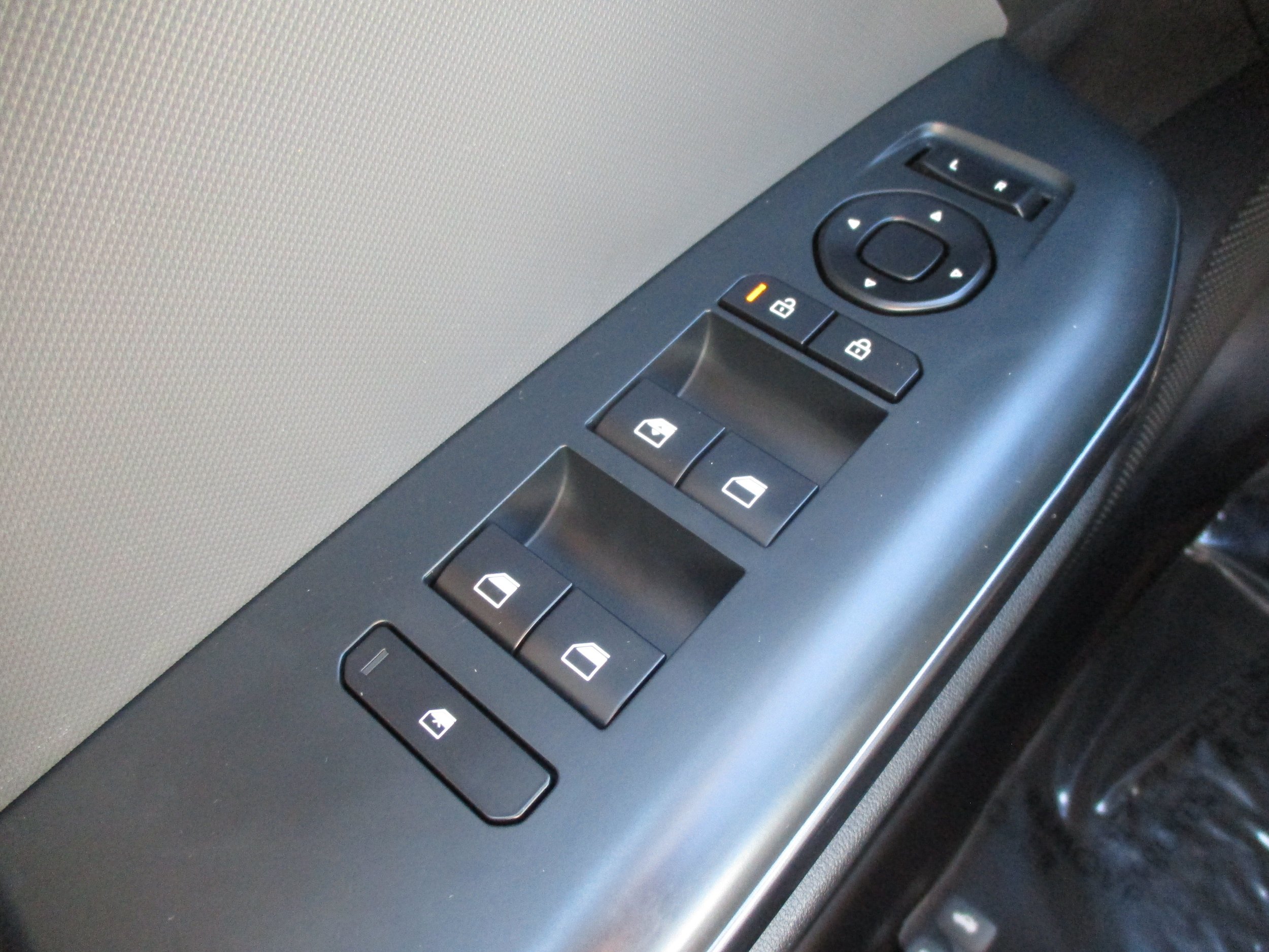 Used 2025 Kia K4 FWD image 27