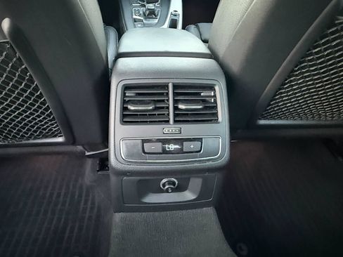 Used 2017 Audi A4 2.0T Prestige w/ Prestige Package AWD/4WD image 39