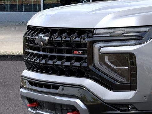 New 2026 Chevrolet Suburban Z71 AWD/4WD image 37