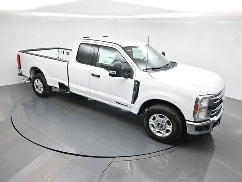 New 2026 Ford F350 XLT image 32