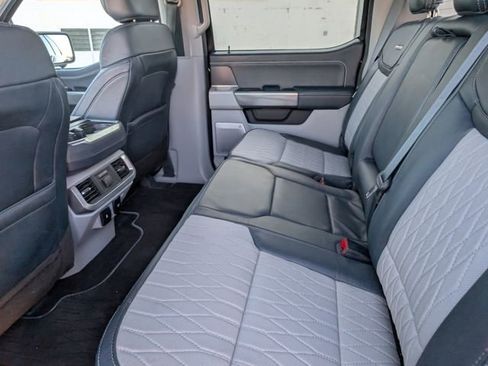 Used 2021 Ford F150 Limited image 11