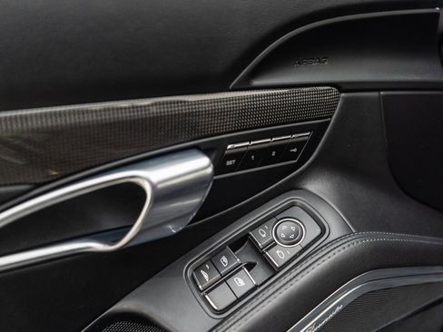 Used 2019 Porsche 911 Turbo S AWD/4WD image 88