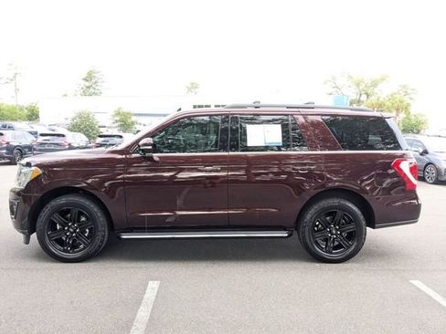 Used 2020 Ford Expedition XLT w/ Equipment Group 202A RWD image 10