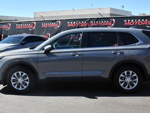 Used 2025 Honda CR-V LX image 4