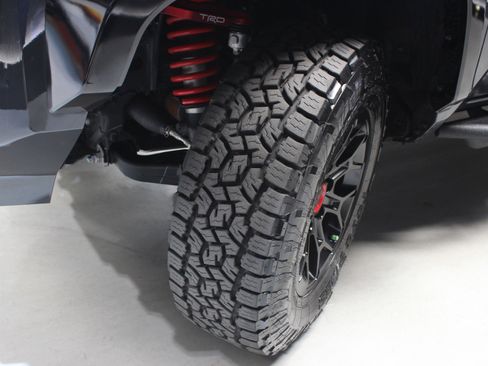 Used 2025 Toyota Tacoma TRD Pro image 32