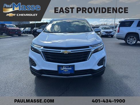 Used 2023 Chevrolet Equinox LT image 2