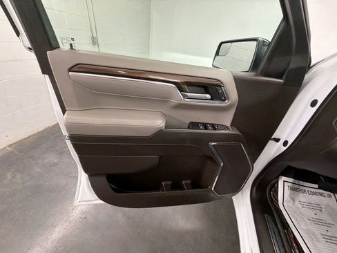 Used 2024 Chevrolet Silverado 1500 RST AWD/4WD image 22