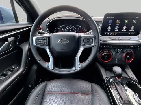 Used 2023 Chevrolet Blazer RS w/ Enhanced Convenience Package FWD image 10