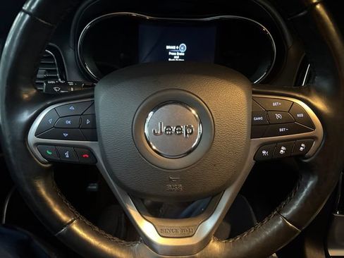 Used 2021 Jeep Grand Cherokee High Altitude AWD/4WD image 19
