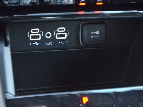 New 2025 Jeep Grand Cherokee Limited image 25