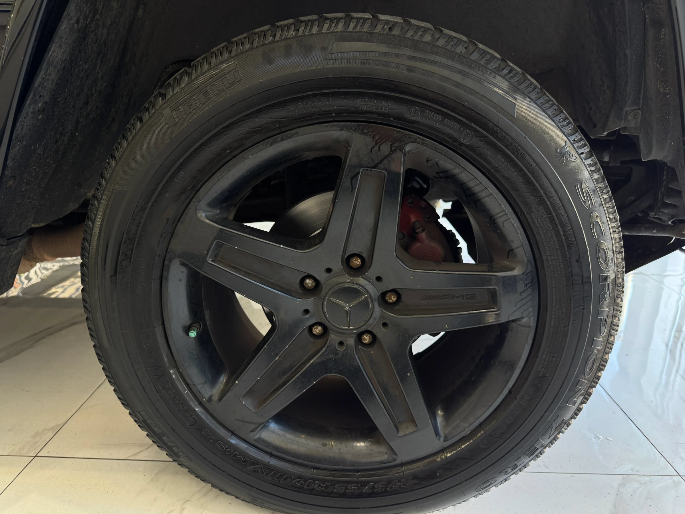 Used 2016 Mercedes-Benz G 550 image 11