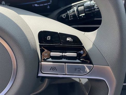 New 2026 Hyundai Elantra SE FWD image 9