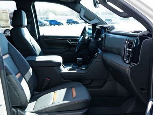 New 2026 GMC Sierra 1500 AT4 w/ Technology Package image 22