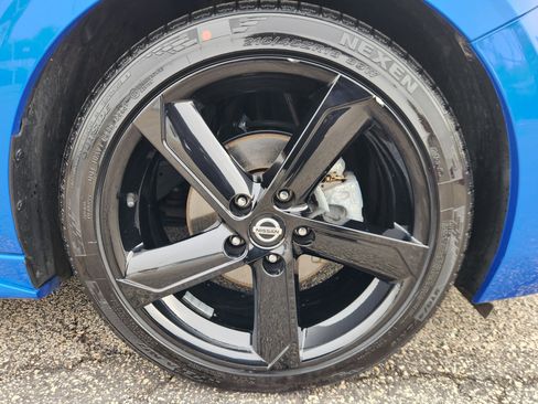 Used 2023 Nissan Sentra SR w/ SR Premium Package image 20