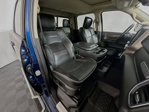 Used 2020 RAM 2500 Laramie image 28