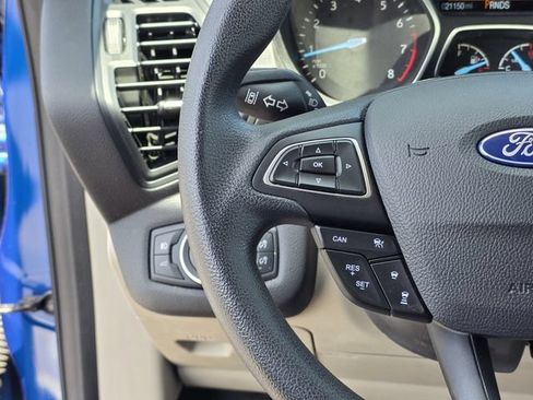 Used 2019 Ford Escape SE FWD image 25
