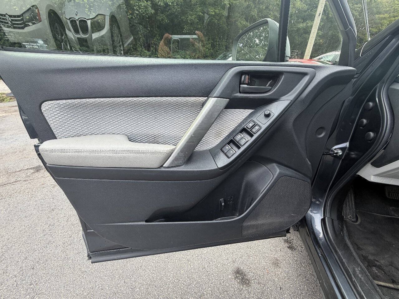 Used 2018 Subaru Forester 2.5i Premium AWD/4WD image 11