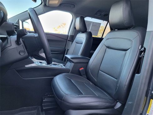 Certified 2022 Ford Explorer Limited w/ Equipment Group 301A image 20