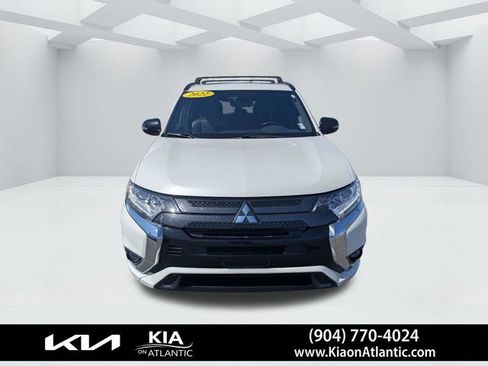 Used 2022 Mitsubishi Outlander GT image 8