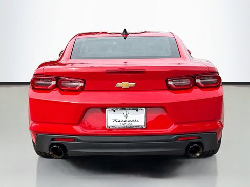 Used 2022 Chevrolet Camaro LT image 4
