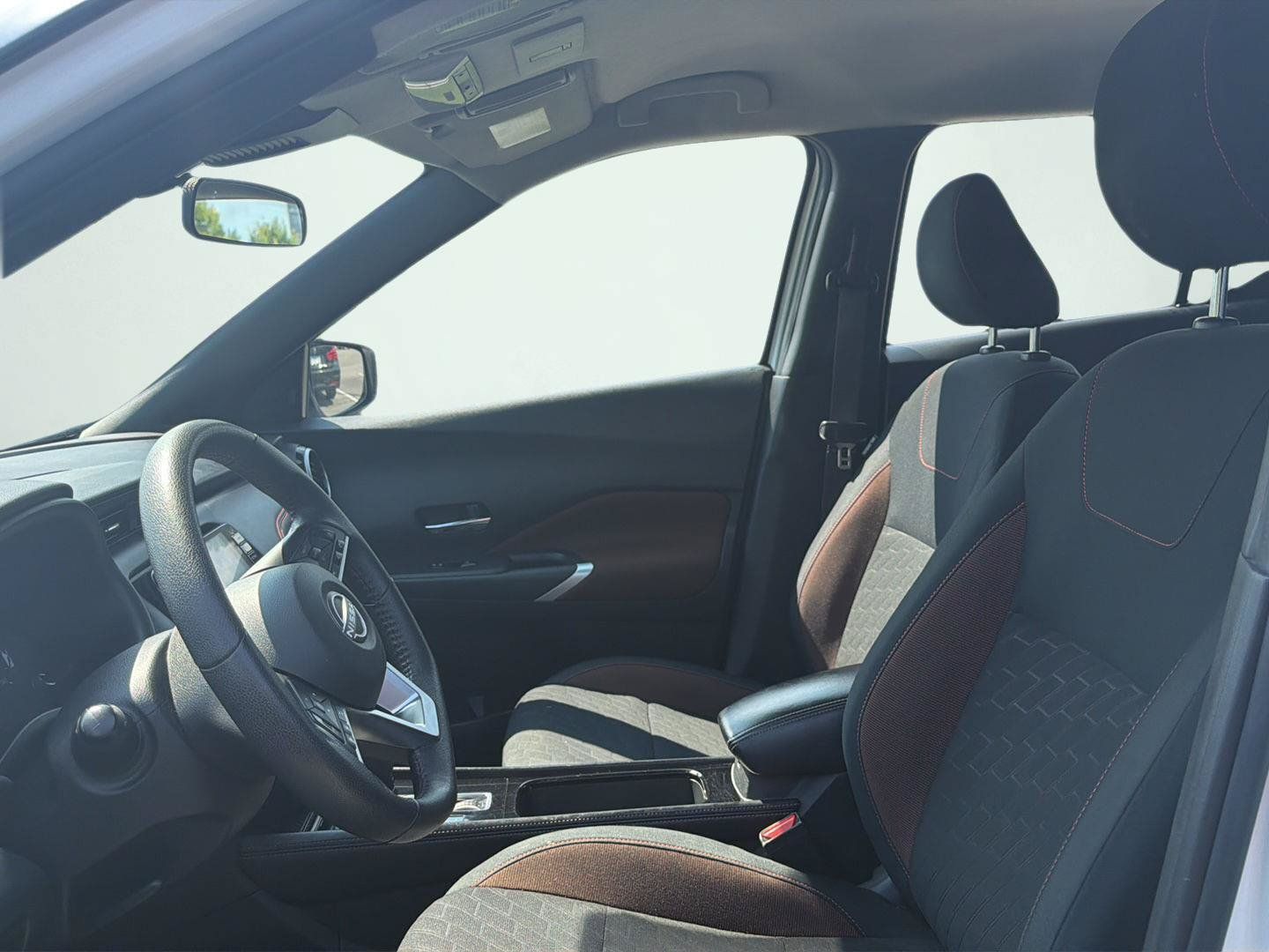 Used 2024 Nissan Kicks SR FWD image 6