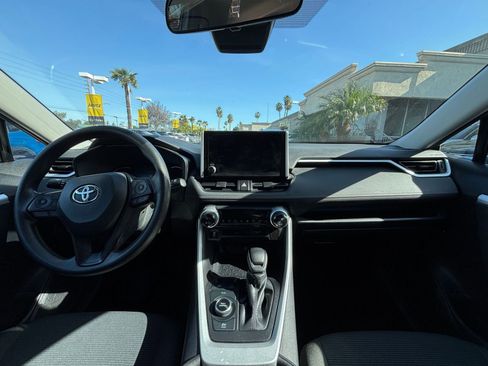 Used 2025 Toyota RAV4 LE image 34