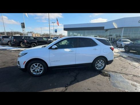Certified 2022 Chevrolet Equinox LT image 5