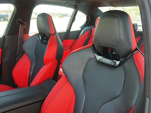 Used 2026 BMW M5 w/ Carbon Package AWD/4WD image 14