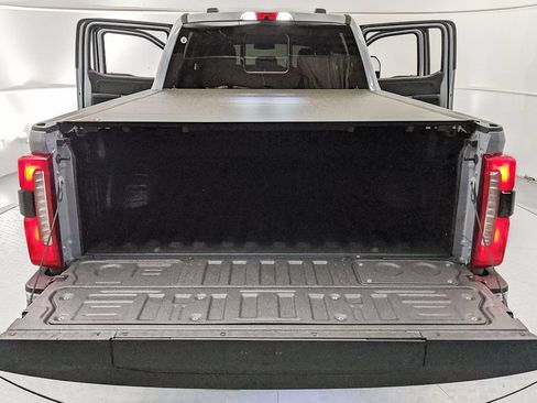 Used 2025 Ford F350 Lariat w/ Lariat Ultimate Package AWD/4WD image 21