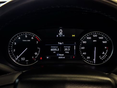 Used 2024 Cadillac XT6 Luxury image 43