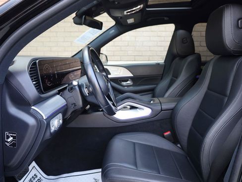 Used 2024 Mercedes-Benz GLE 450e 4MATIC image 17