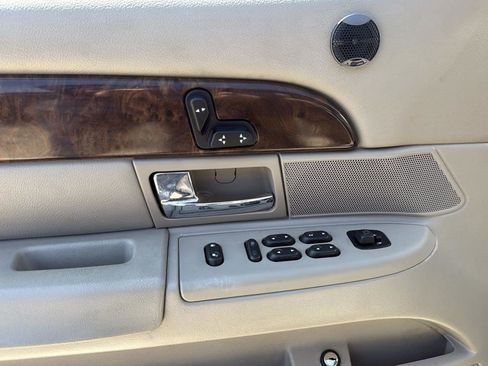 Used 2007 Mercury Grand Marquis LS image 12