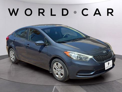Used 2016 Kia Forte LX FWD image 16