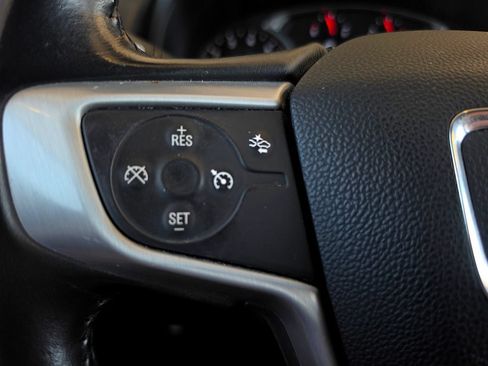 Used 2021 GMC Terrain SLE FWD image 24