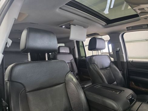Used 2016 Chevrolet Suburban LTZ AWD/4WD image 28